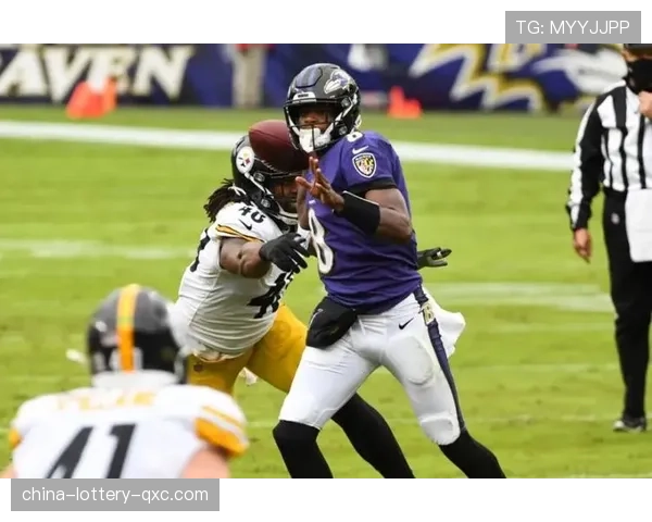 乌鸦在季后赛外卡战中以28比14的比分击败钢人晋级